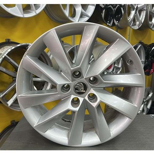 17X7.5 ÇIKMA JANT 5X112 ET:40 OEM SKODA