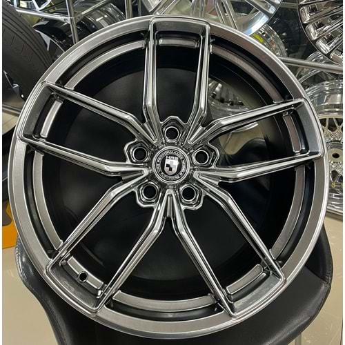 19X8,5 JANT R1W 5605 5X120 ET33 72,6 HYPER BLACK
