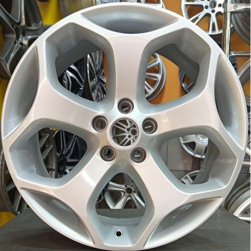 18X8 ÇIKMA JANT 5X108 ET 53 REPLİKA