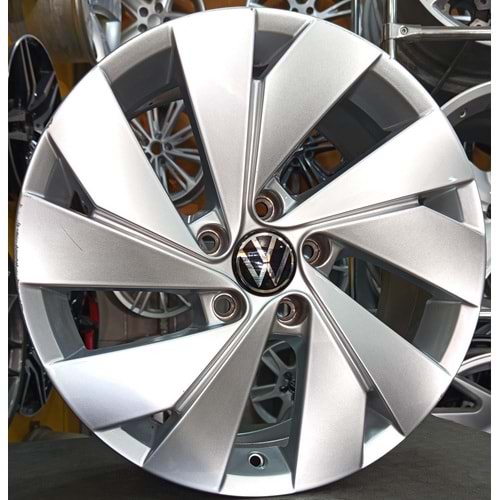 17X7,5 ÇIKMA JANT 5X112 ET 51 OEM VW (KOZMETİK 9/10)