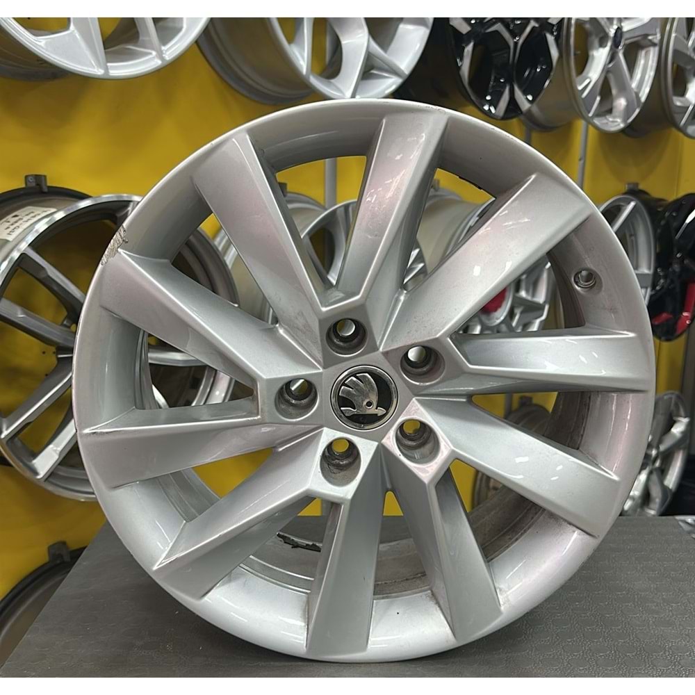 17X7.5 ÇIKMA JANT 5X112 ET:40 OEM SKODA