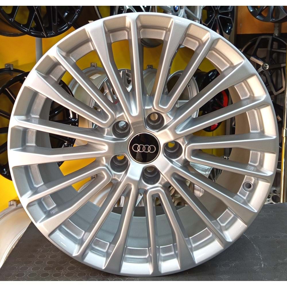 18X8 ÇIKMA JANT 5X112 ET 39 OEM AUDI