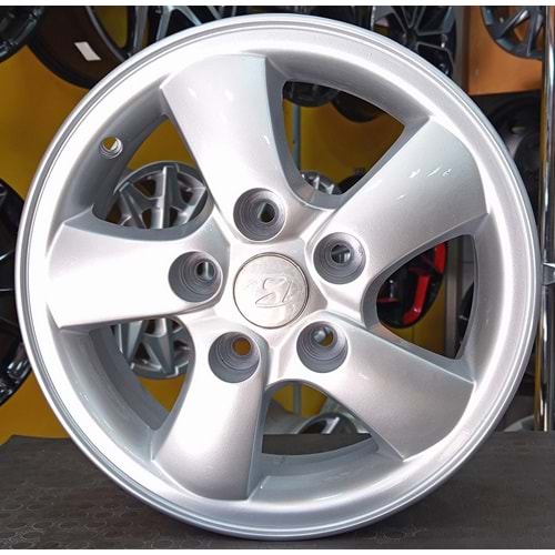15X6 ÇIKMA JANT 5X120 ET:40 OEM HYUNDAİ STAREX